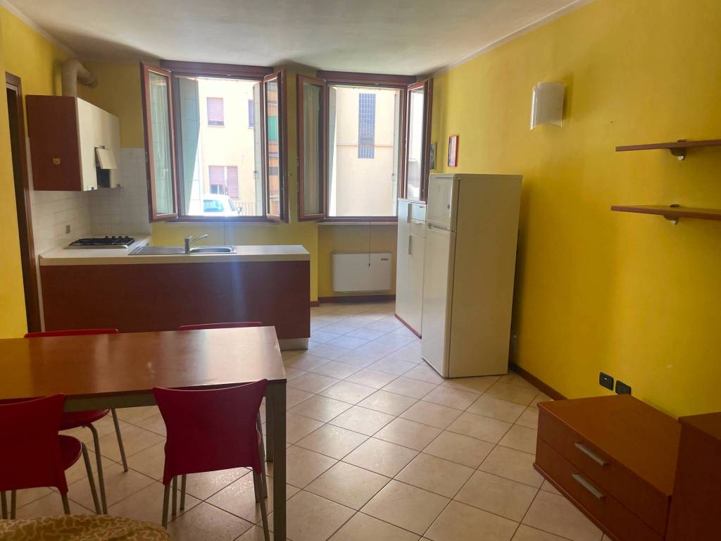 Appartamento a Cremona in Via Buoso da Dovara, 51 - Foto 4