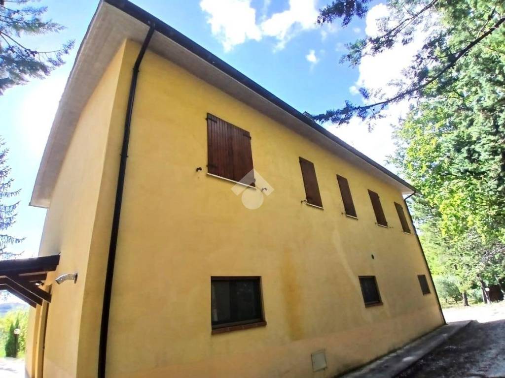 Casa indipendente a Gubbio in Frazione Nogna, 10 - Foto 5