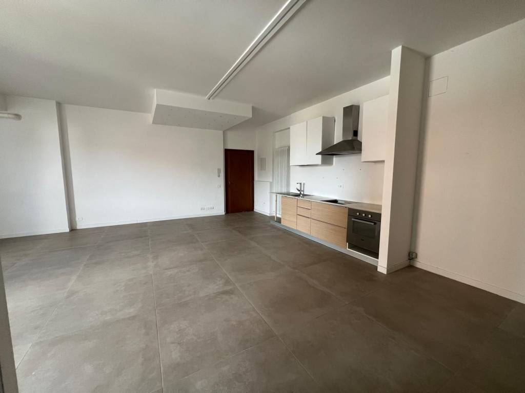 Appartamento a Cantù in Via Milano, 47 - Foto 2