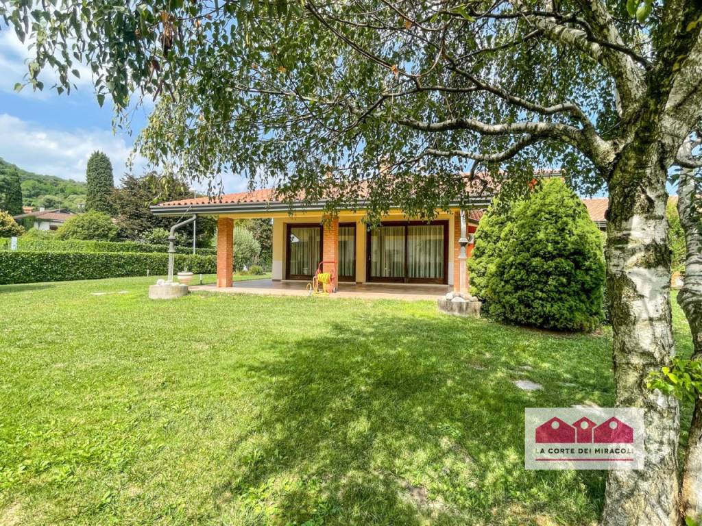 Villa a Montecchio maggiore in Via Lacedelli - Foto 3