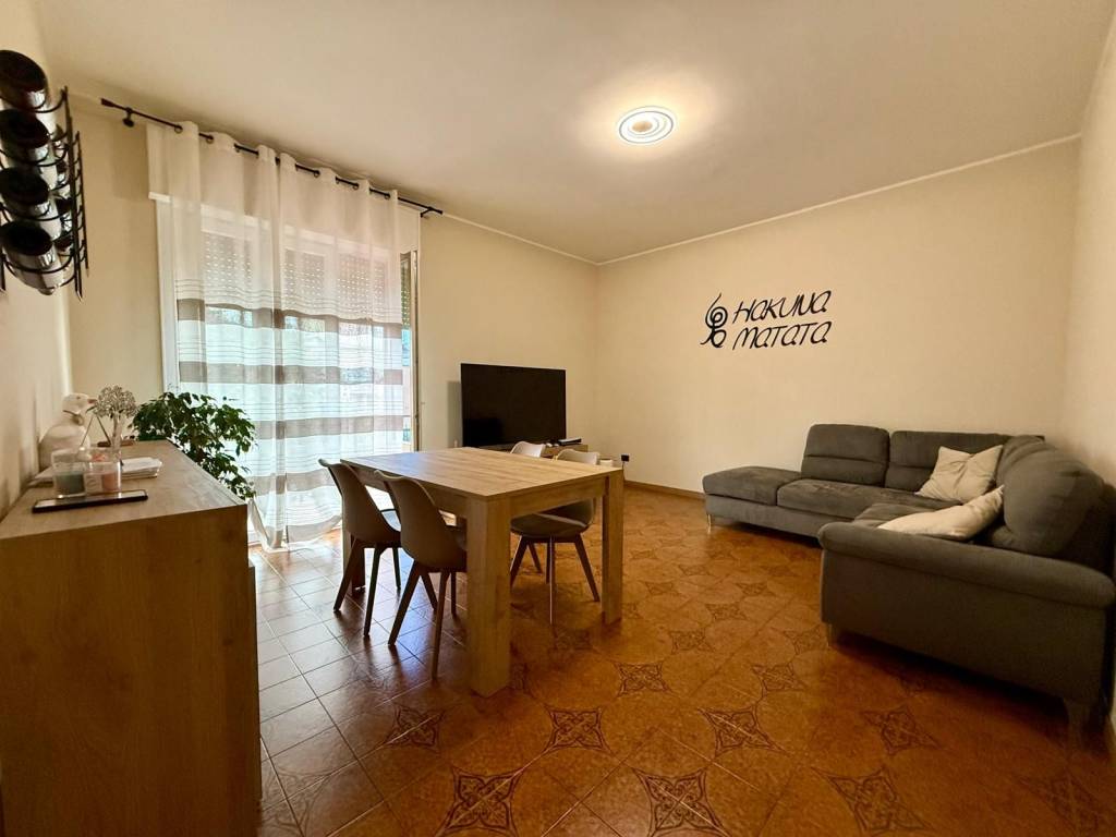 Appartamento a Azzano san paolo in Via Trento, 2 - Foto 2