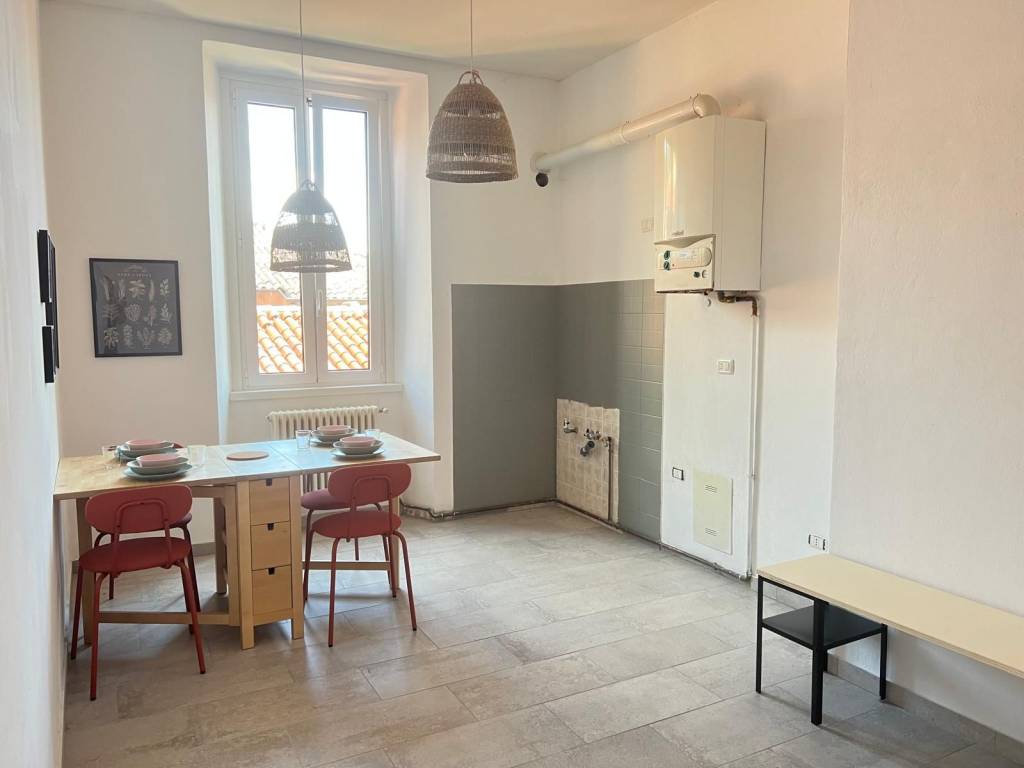 Appartamento a Albavilla in Via Giuseppe Mazzini, 11 - Foto 2