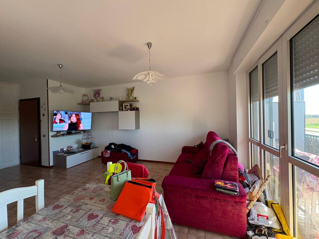Appartamento a Piacenza in Via Carini - Foto 2