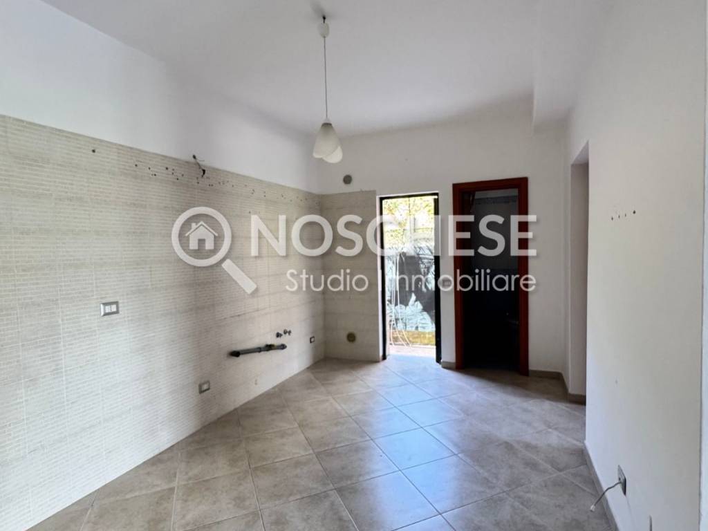 Appartamento a Salerno in Via Vainisi - Foto 3