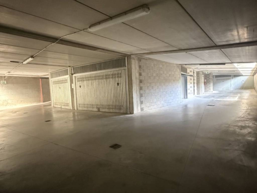 Box / garage a Saluzzo in Via Francesco Costa, 14 - Foto 4