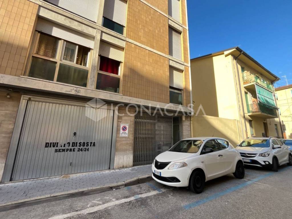 Appartamento a Pontedera in Via Vittorio Caciagli - Foto 3