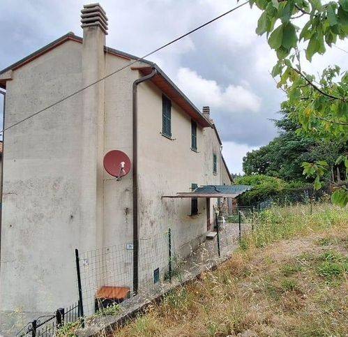 Villa a Castel del piano - Foto 2