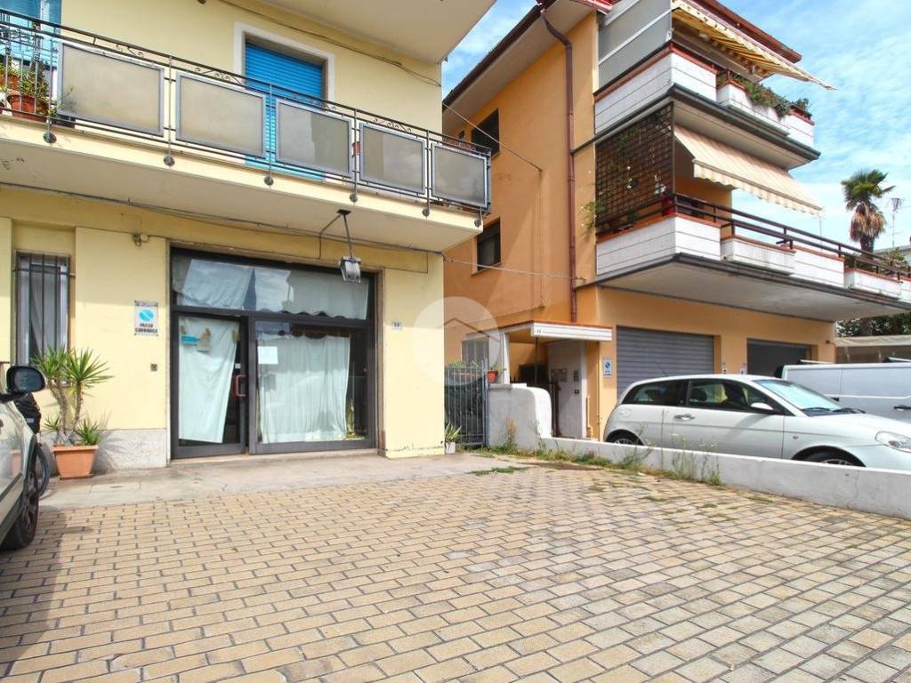 Immobile a San benedetto del tronto in Negozio Via Torino, 50 - Foto 3