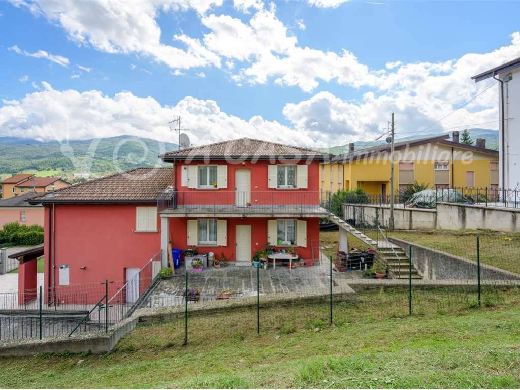 Villa a Borgo val di taro in VIA SANDRO PERTINI, 9 - Foto 5