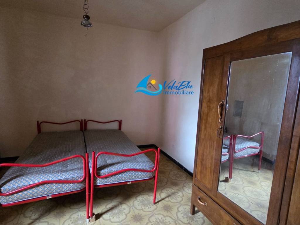 Casa indipendente a Rezzo in Via Roma - Foto 4