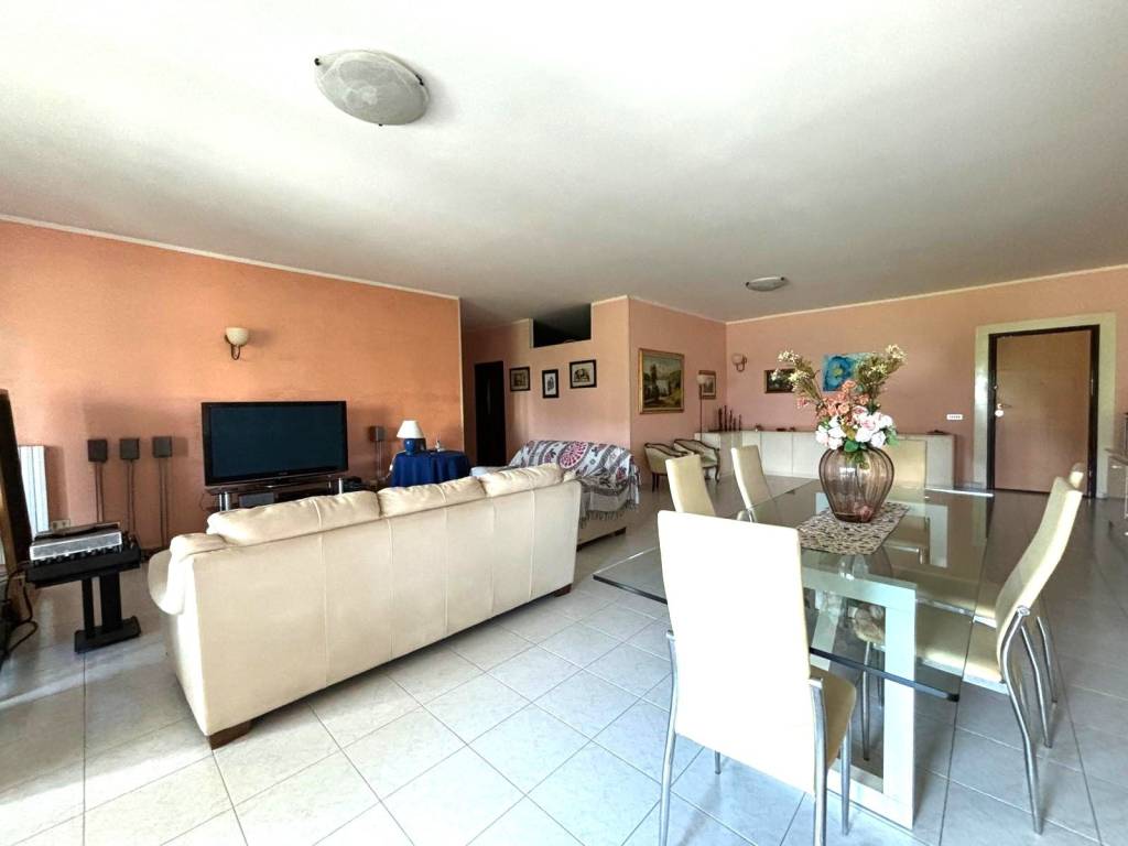 Appartamento a Caserta in Via Marie Sklodowska Curie - Foto 5