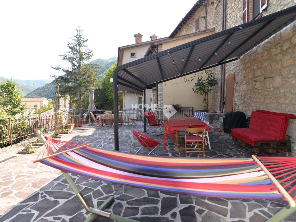 Casa indipendente a Sefro in Via Duchi Varano - Foto 2