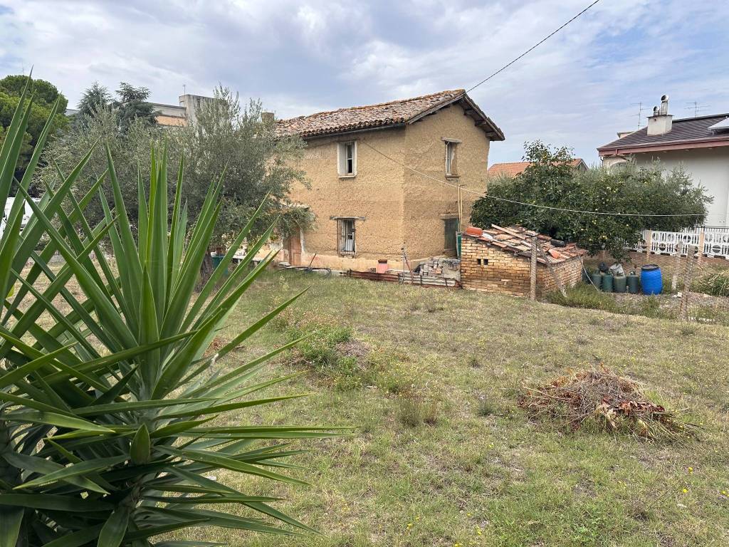 Rustico / casale a Chieti in Via Colle dell'Ara, 130 - Foto 3