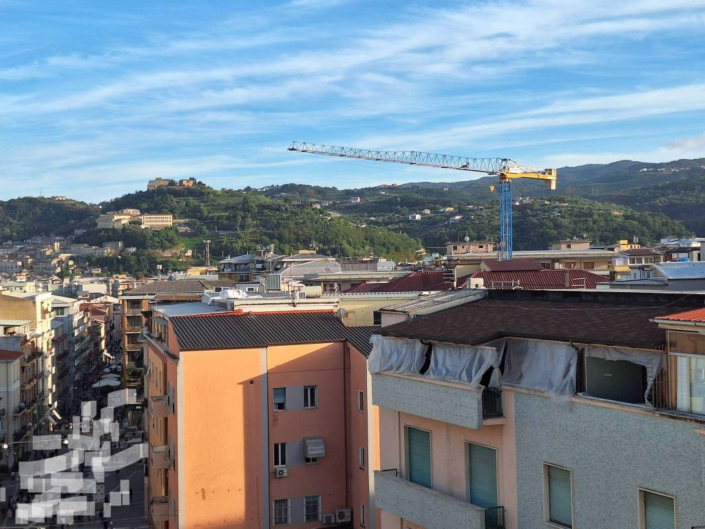 Appartamento a Cosenza in Piazza Carlo F. Bilotti, 50 - Foto 3
