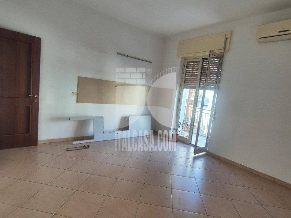 Appartamento a Crotone in via roma - Foto 3