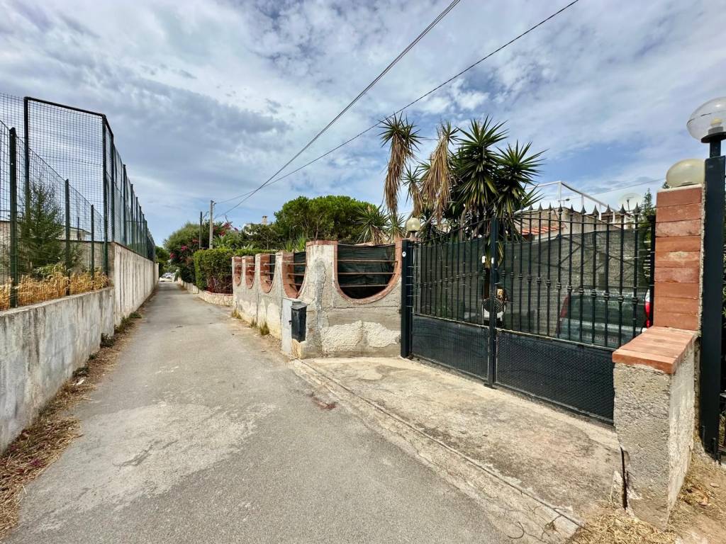 Villa a Cinisi in Via Sandro Pertini - Foto 4