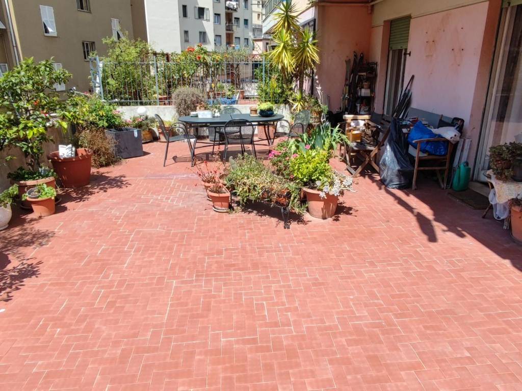 Appartamento a Genova in Via Elia Bernardini - Foto 3
