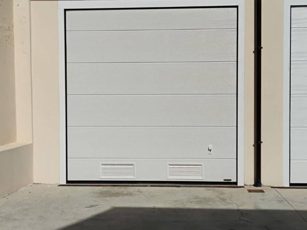 Box / garage a Vercelli in Via Confienza - Foto 3