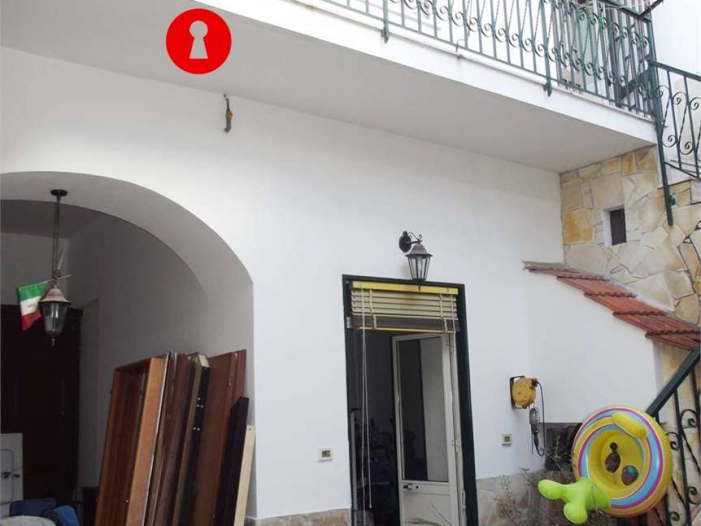 Palazzo / stabile a Cimitile in via Croce, 48 - Foto 3