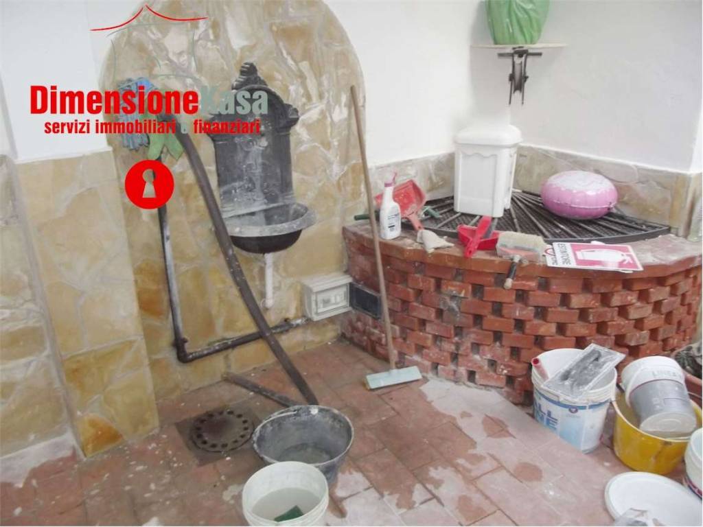 Palazzo / stabile a Cimitile in via Croce, 48 - Foto 4