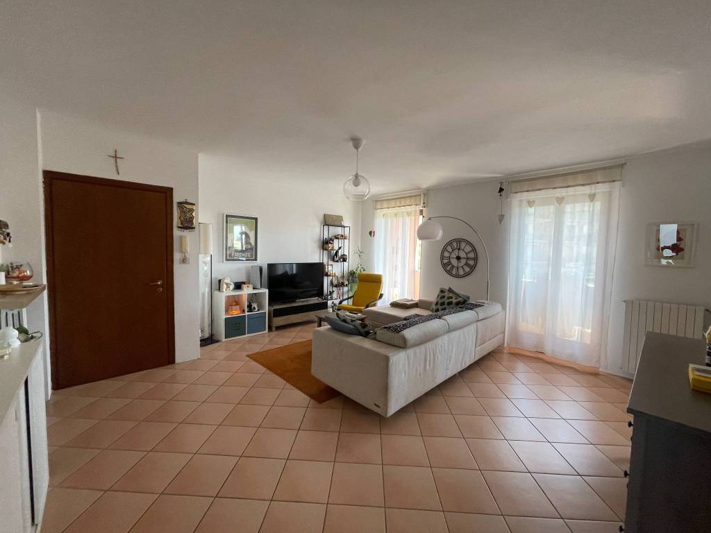 Appartamento a Riva presso chieri in Via Vittorio Veneto - Foto 4