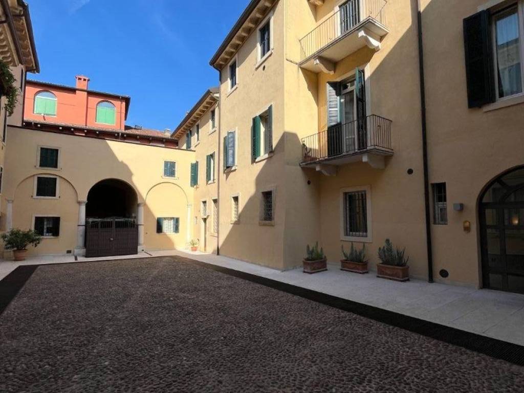 Appartamento a Verona in Via Giosuè Carducci, 40 - Foto 5