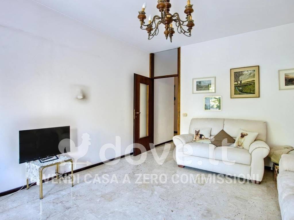 Appartamento a Luino in Viale Amendola, 30 - Foto 3