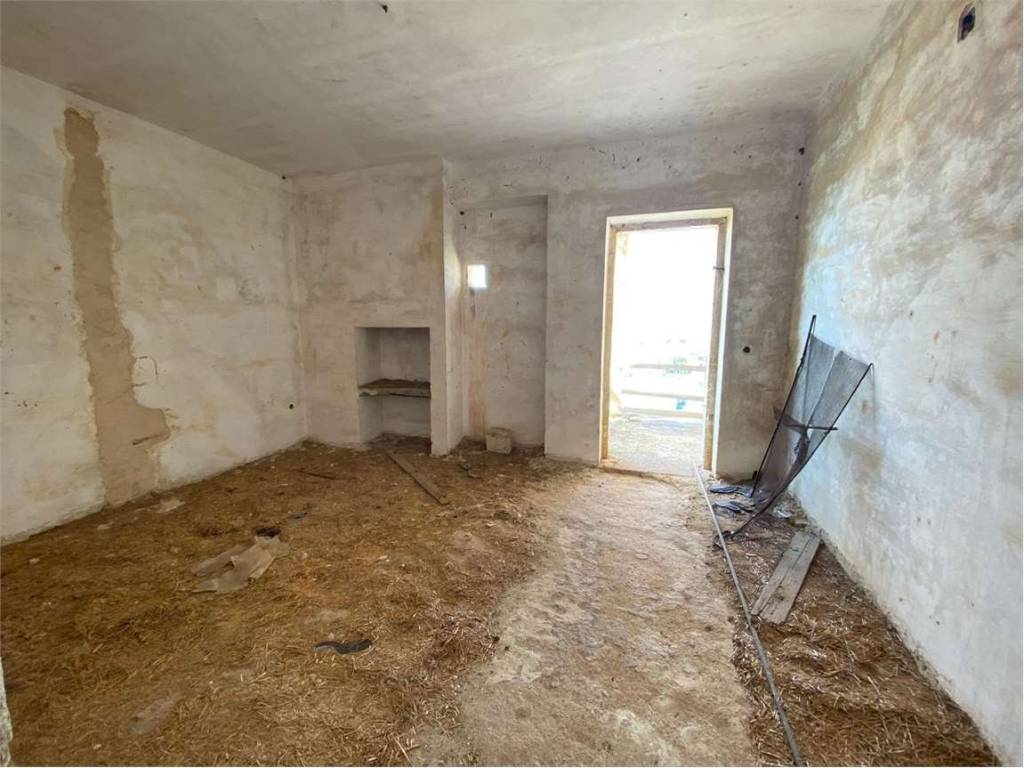 Casa indipendente a Casarano in via amatore sciesa - Foto 4