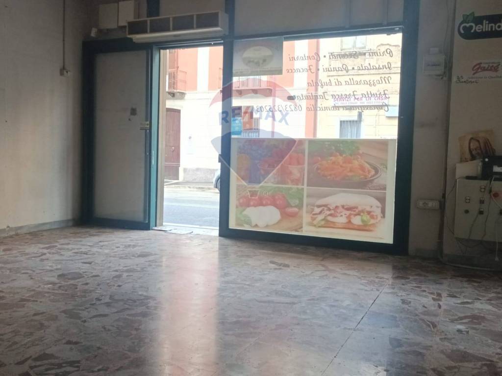 Immobile a Caserta in Via Roma, 116 - Foto 2