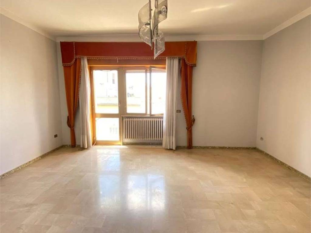 Appartamento a Casarano in via G garibaldi , 12 - Foto 2