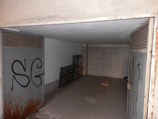 Box / garage a Salerno in Via Fabrizio Pinto, 35 - Foto 3