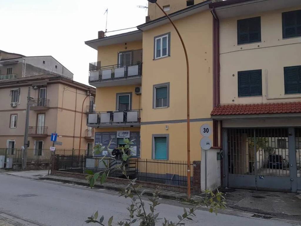 Appartamento a Casapulla in Via Nazionale Appia S.N.C. - Foto 3