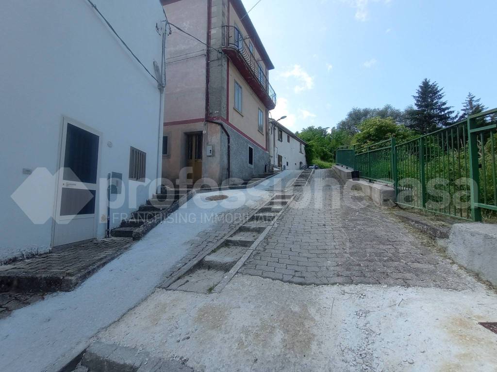 Casa indipendente a Castel del giudice in Via Borgo Vignale, 19 - Foto 5