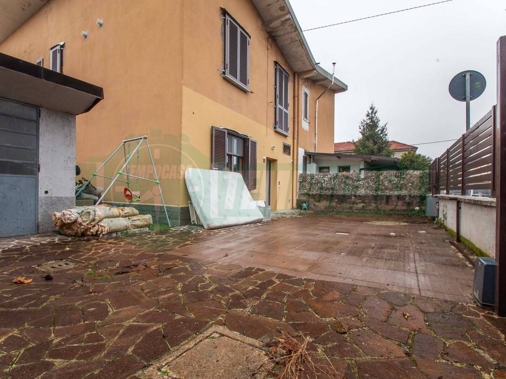 Casa indipendente a Origgio in Via Alessandro Volta, 22 - Foto 3