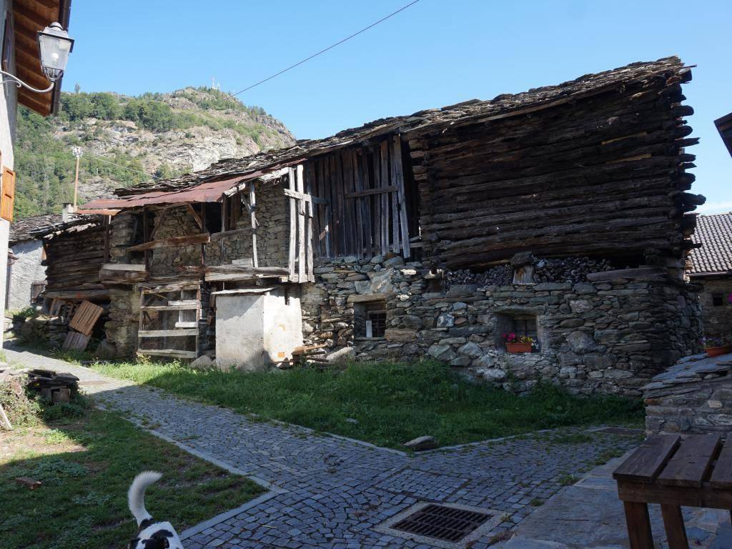 Rustico / casale a Antey-saint-andrè in Frazione Navillod - Foto 4
