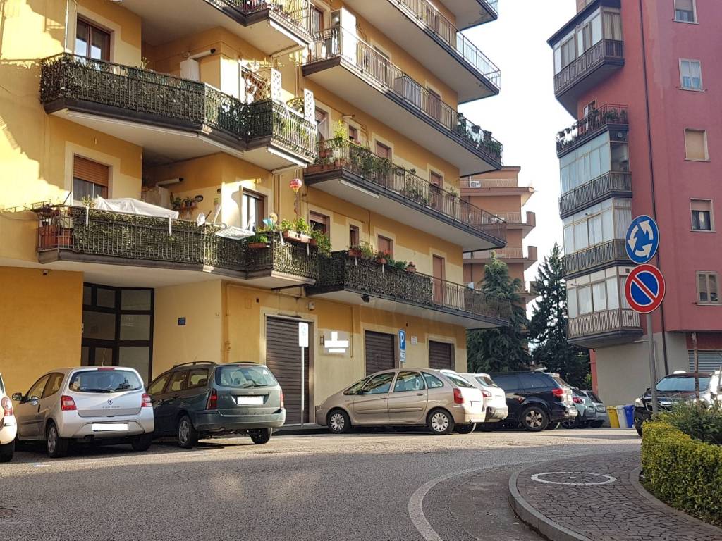 Immobile a Atripalda in Piazza Leopoldo Cassese - Foto 3