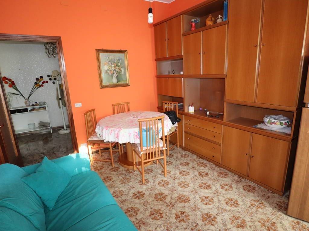 Appartamento a Andora in PIAZZA SANTA MARIA - Foto 2