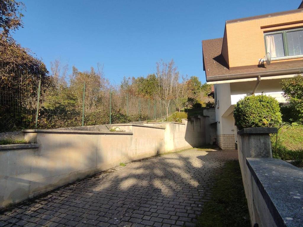 Villa a Scoppito in Via Valle Partina - Foto 2