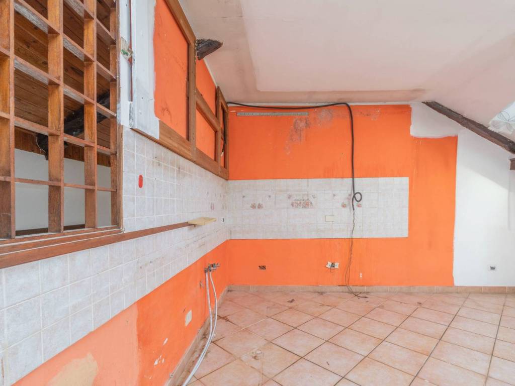 Appartamento a Ciriè in Via Monte Grappa, 22 - Foto 4