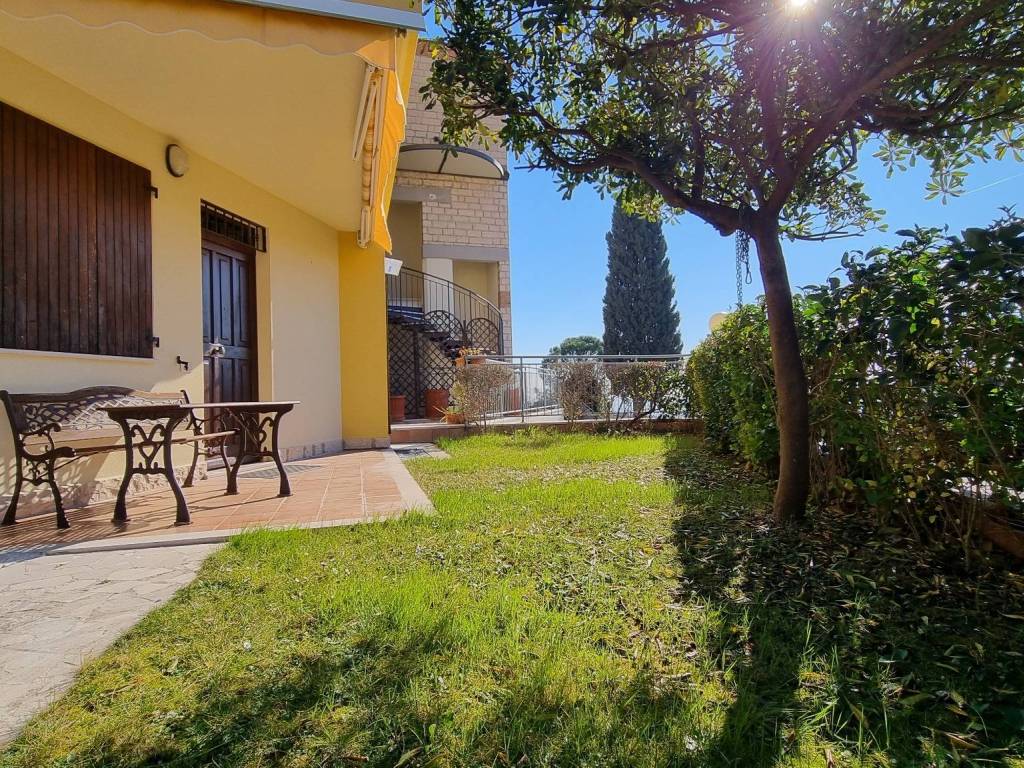Appartamento a Sirolo in Via Fonte d'Olio - Foto 2
