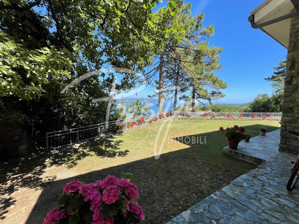 Villa a La spezia in Via Coregna - Foto 3