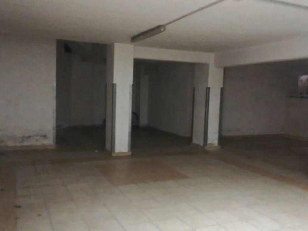Box / garage a Salerno in Via Madonna Di Fatima S.N.C. - Foto 4