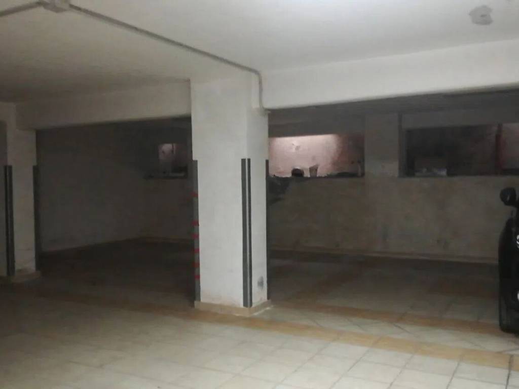 Box / garage a Salerno in Via Madonna Di Fatima S.N.C. - Foto 5