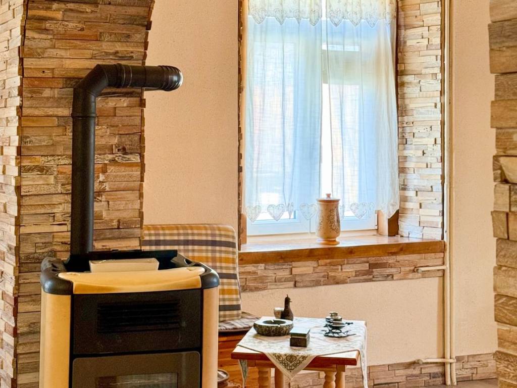 Appartamento a Tarvisio in Via Giuseppe Garibaldi, 8 - Foto 5