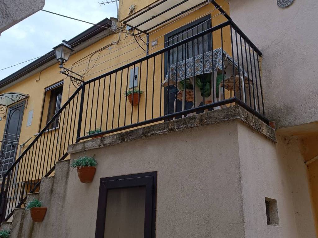 Appartamento a Lagonegro in Via Nino Bixio - Foto 3