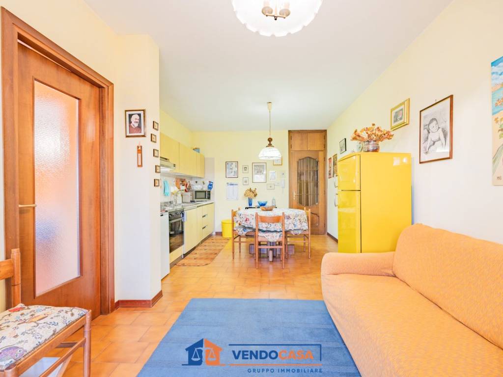 Appartamento a Albenga in Via Costituzione, 20 - Foto 4