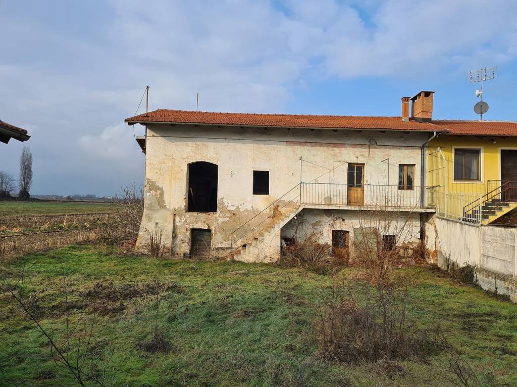 Rustico / casale a Cuneo in Via Villata - Foto 2