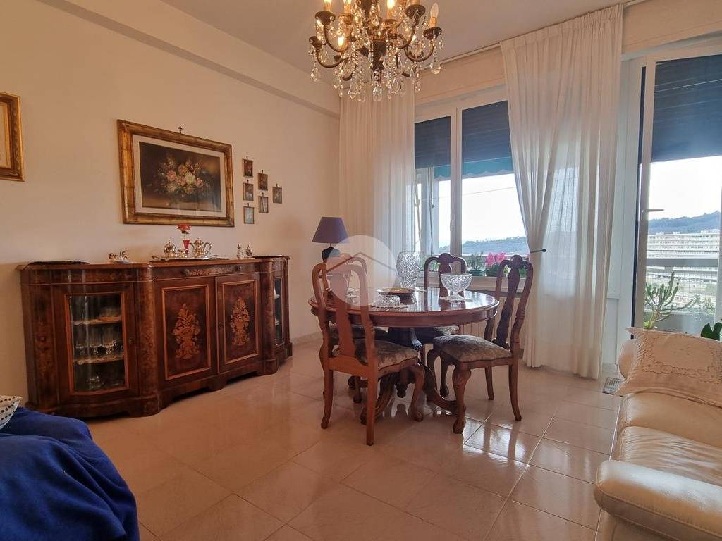 Appartamento a Genova in VIA LAMBERTO LORIA - Foto 4