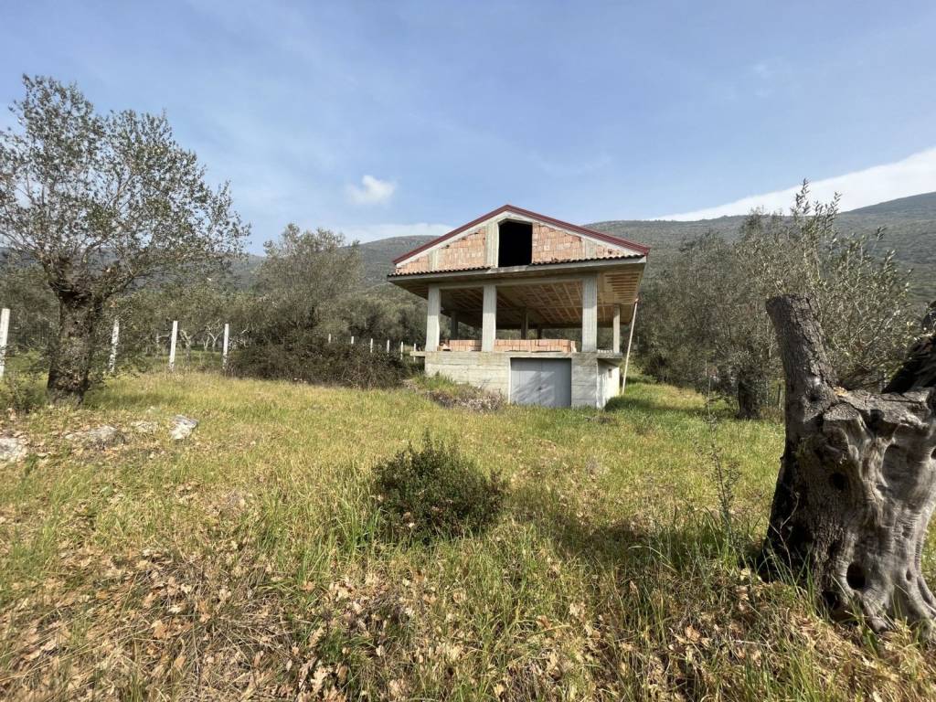 Villa a Giano vetusto in Via Andrea Carbone - Foto 2