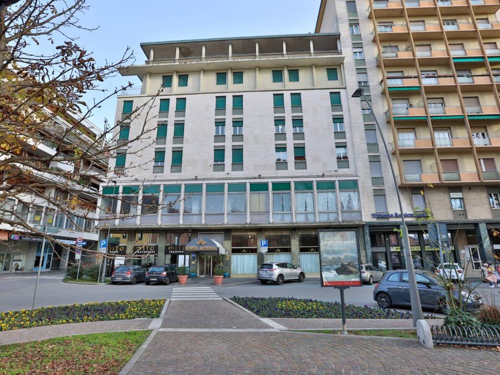 Casa indipendente a Gallarate in Piazza Risorgimento, 9 - Foto 2